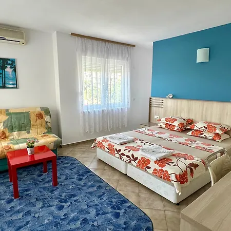таня Apartmán